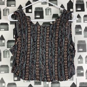 Xhilaration NWT Scrunch Tie Open Back Crop Top